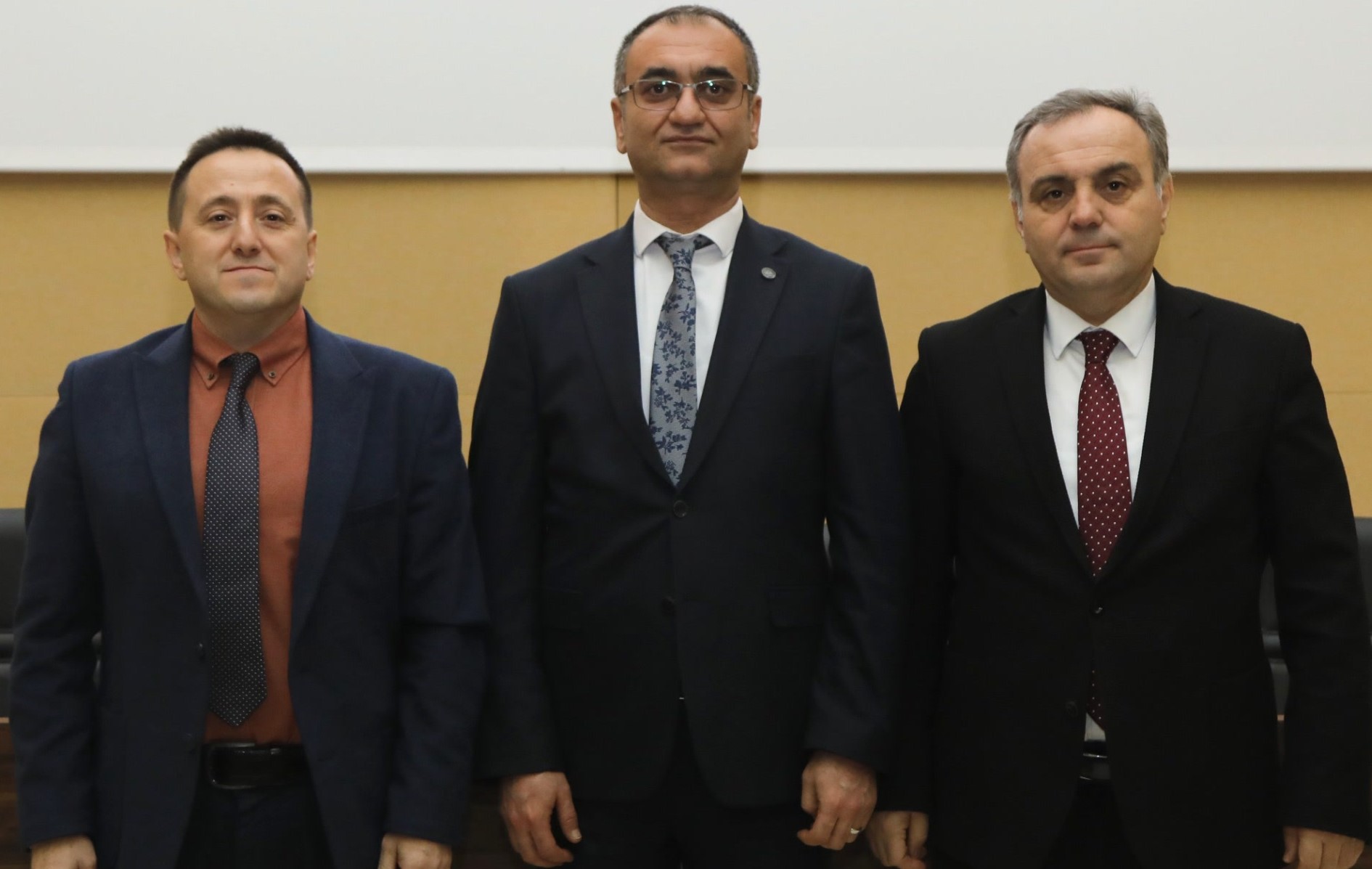 Erü Deprem Izolatörleri (1)