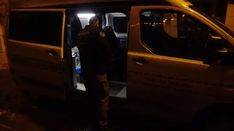 Izmir Bıçaklama.webp2