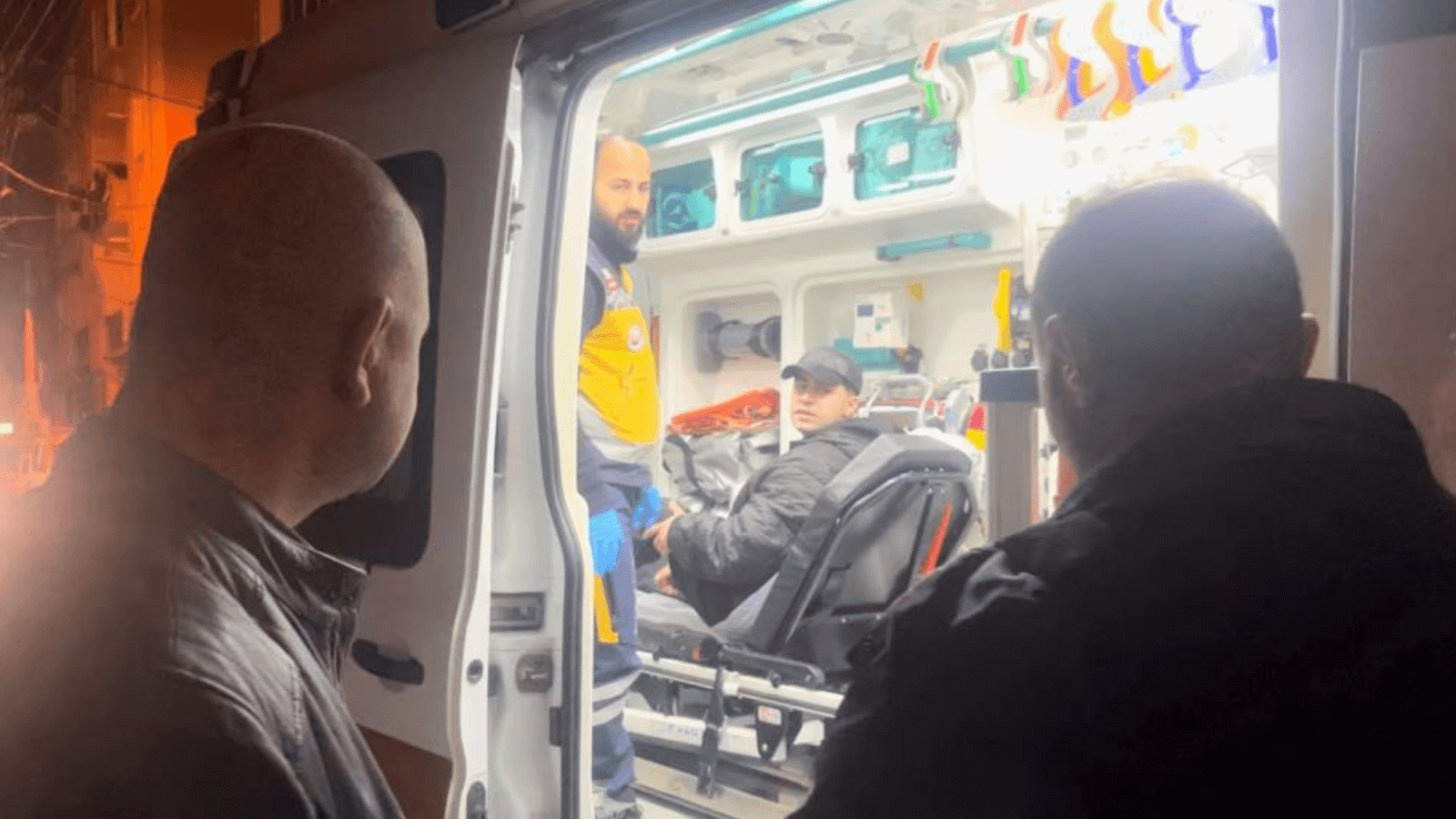 Silahlı Alacak Verecek Kavgasında Otomobile Kurşun Yağdı