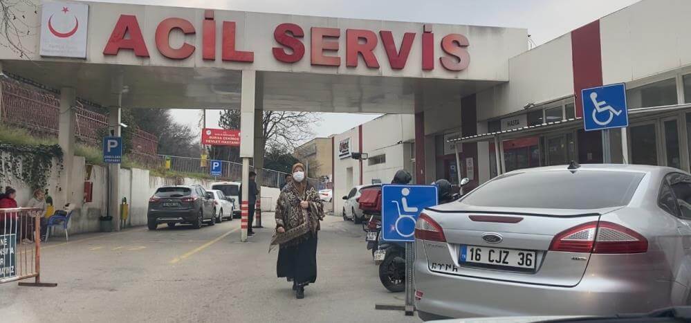 Kızını Bıçaklayan Anne