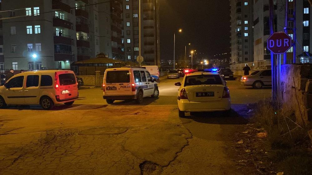 Kuru Sıkı Tabanca