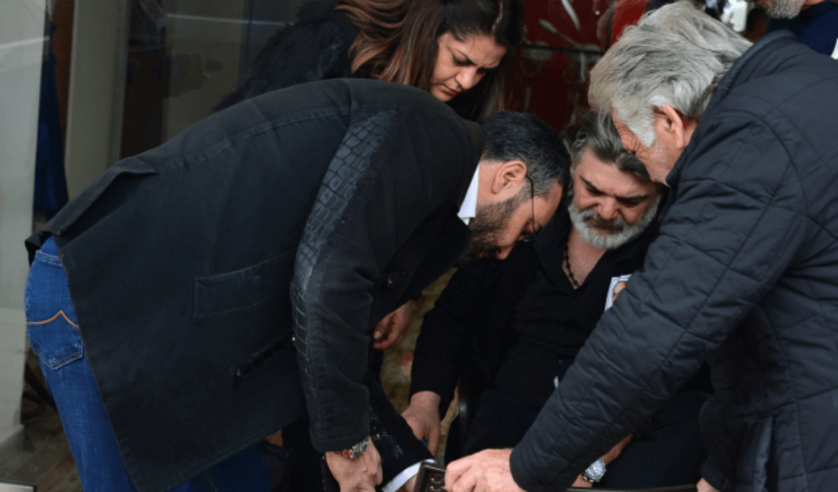 Erkan Petekkaya'nın Acı Günü: Cenazede Talihsiz Kaza!