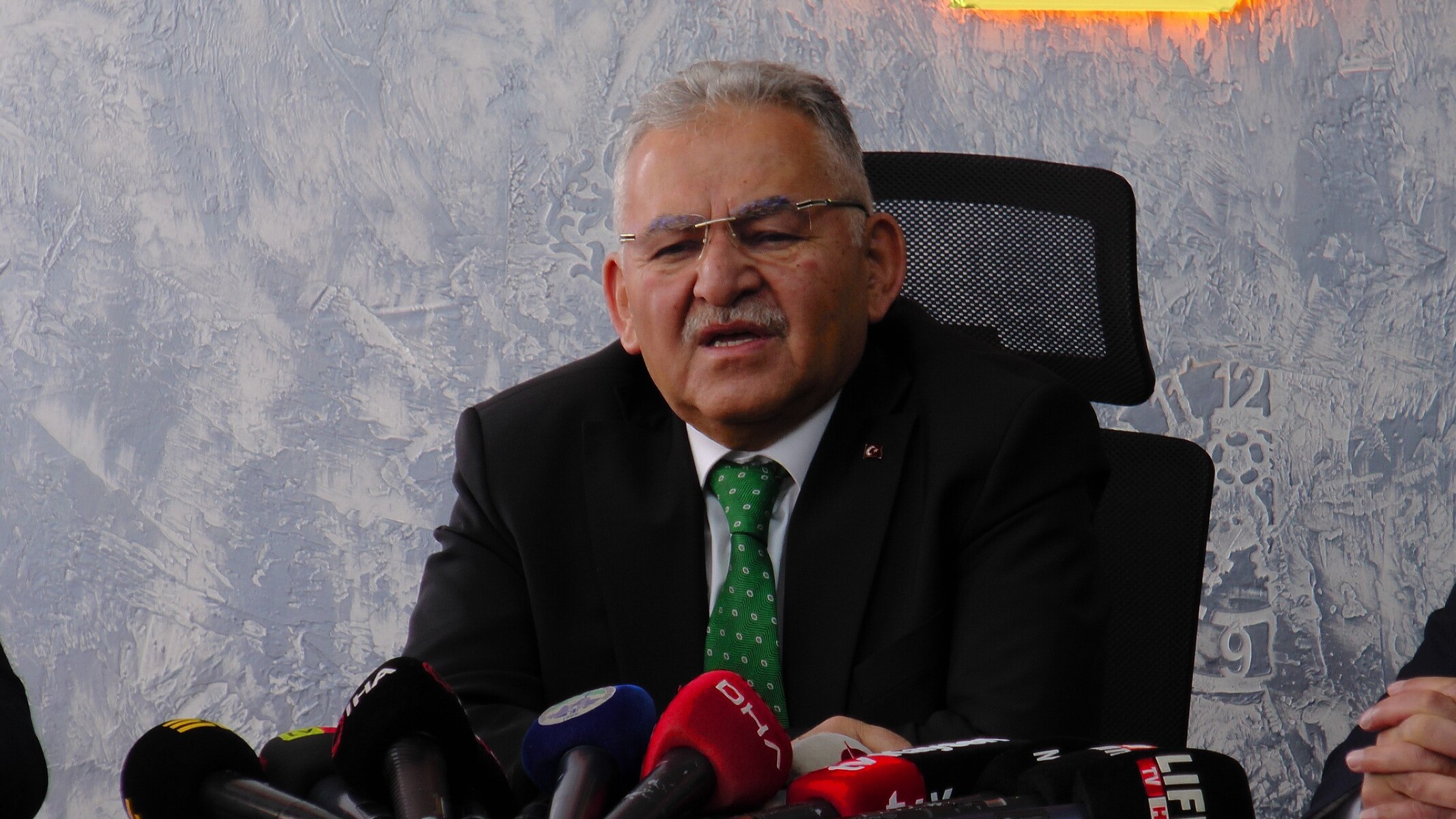 Memduh Büyükkılıç .. (1)