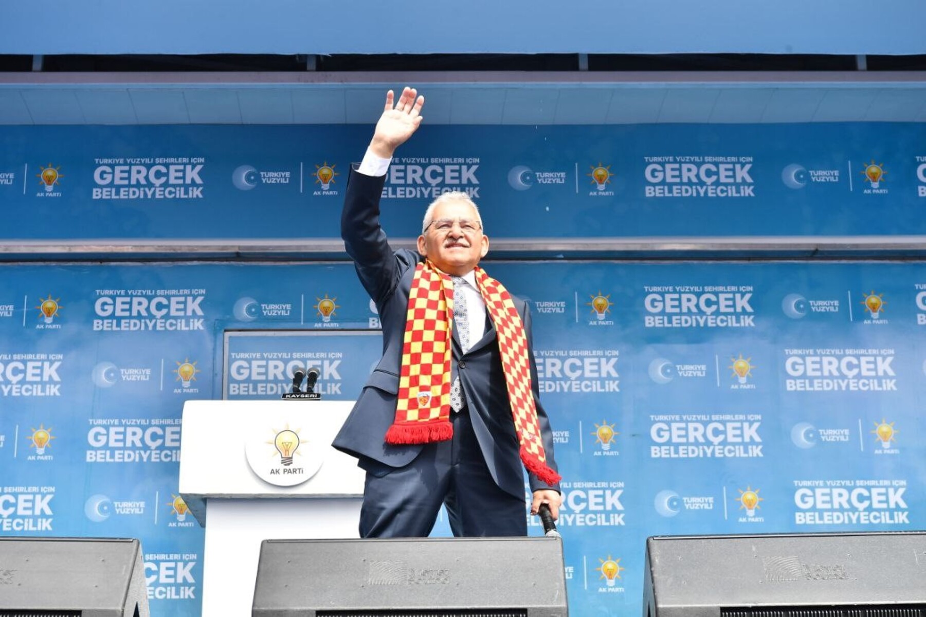 Memduh Büyükkılıç .. (2)