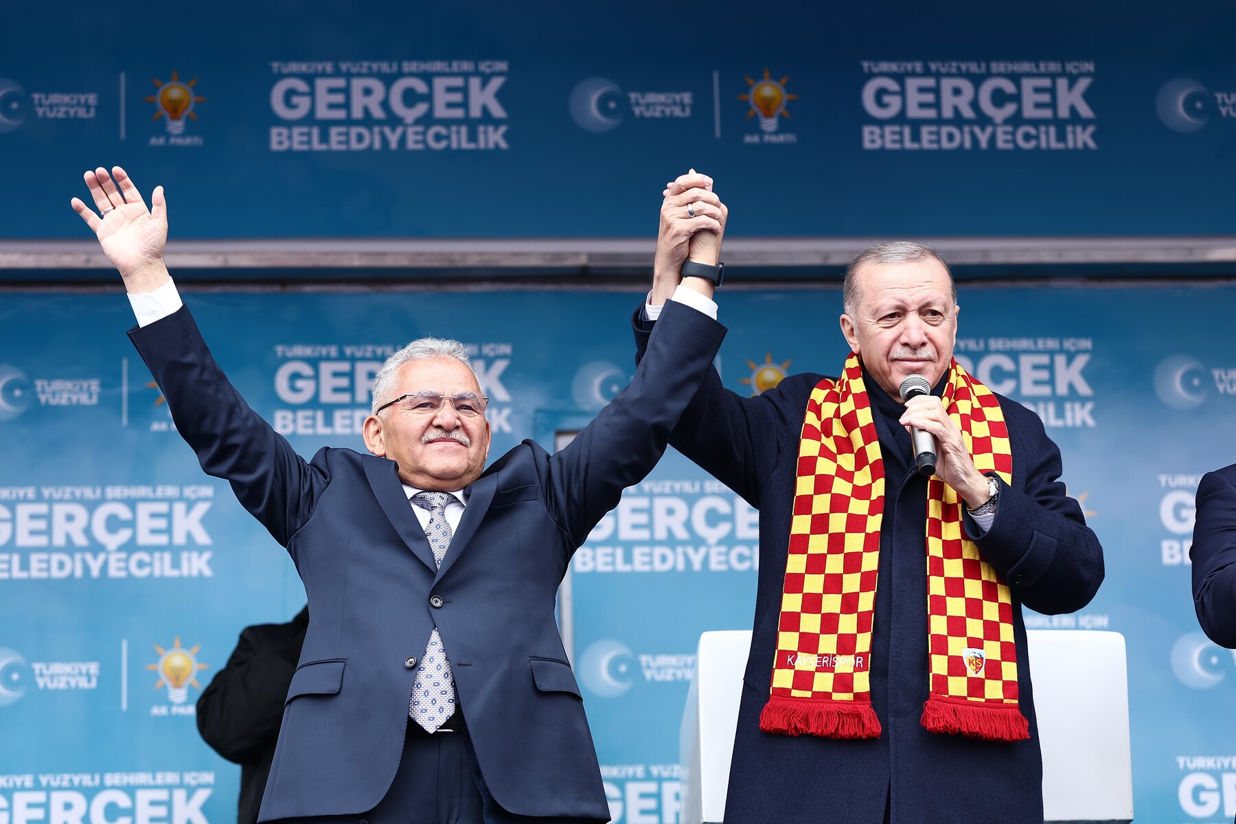 Memduh Büyükkılıç .. (7)