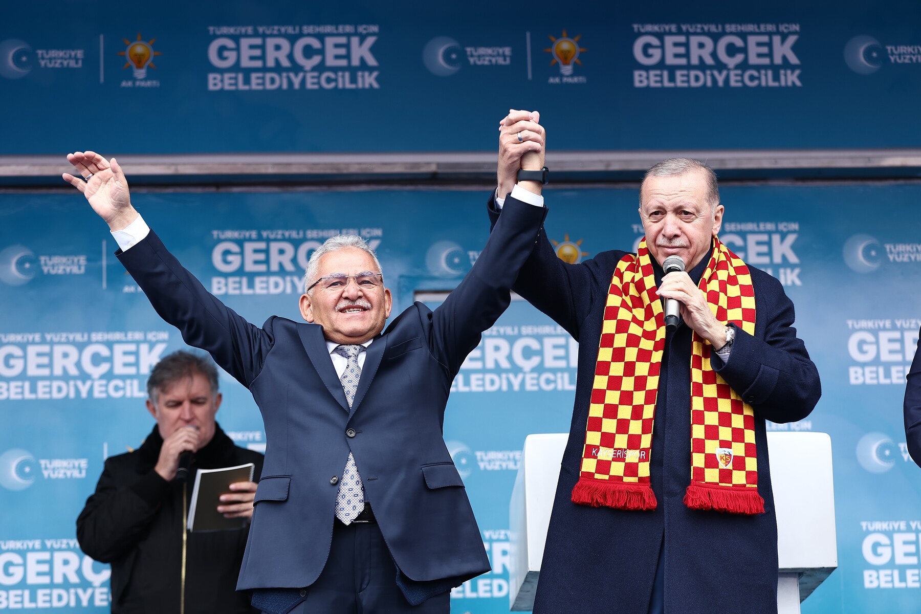 Memduh Büyükkılıç .. (8)