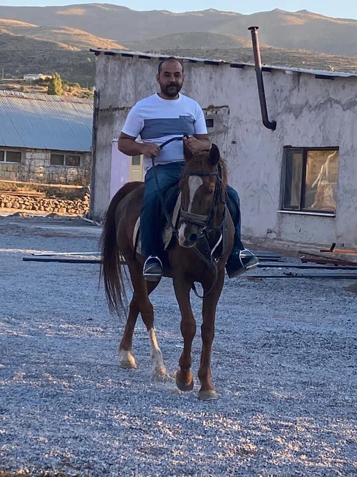 Musteri Alma Tartismasinda Meslektasini 21247 (2)