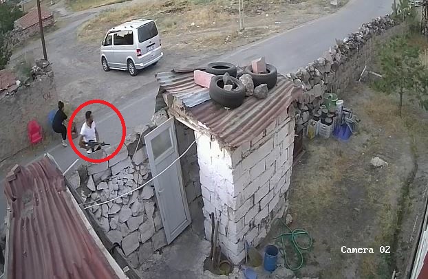 Sarkici Metin Isikin Karistigi 5 Kisin 27207 (7)