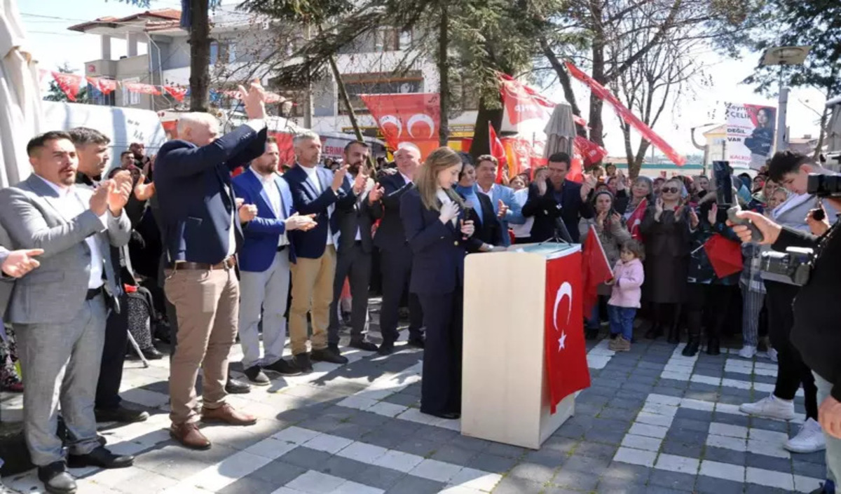 Fabrikada Çalışırken Belediye Başkanı Oldu