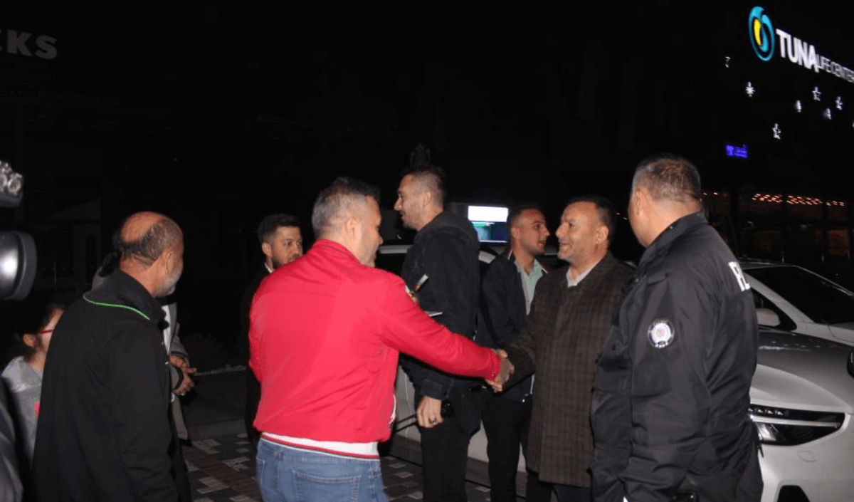 Kayseri’de Vatandaştan Polise Duygulandıran Jest!