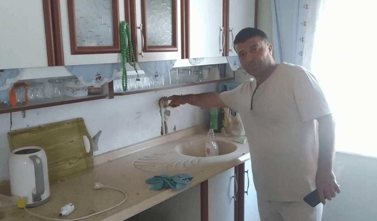 Koyu Mavi Kırmızı Beyaz Jenerik Haber Genel Haber Logo 2024 04 22T105827.791 (1)