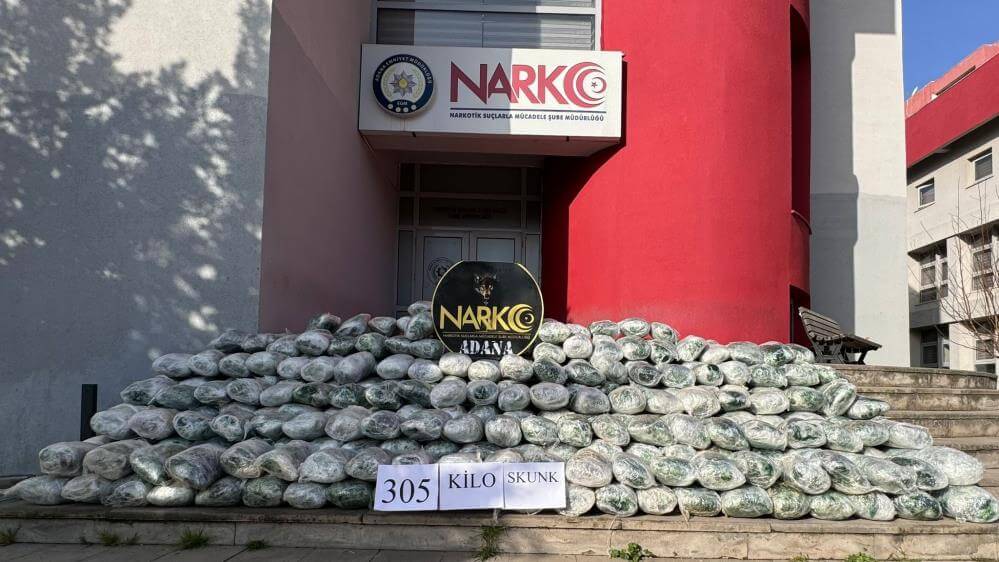 Saman Balyalrından Uyuşturucu Çıktı Adana.jpg2