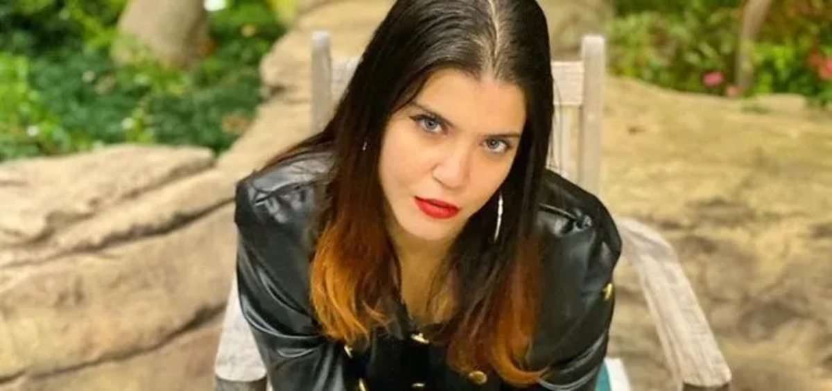 Kızılcık Şerbeti'nin Yıldızı Polislerin Yanında Uyuşturucu Sipariş Etti!-1
