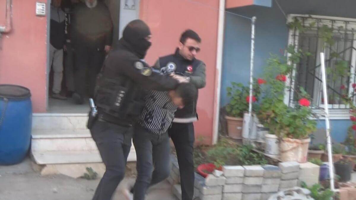 Zehir Tacirlerine Helikopter Destekli Şok Operasyon!-3