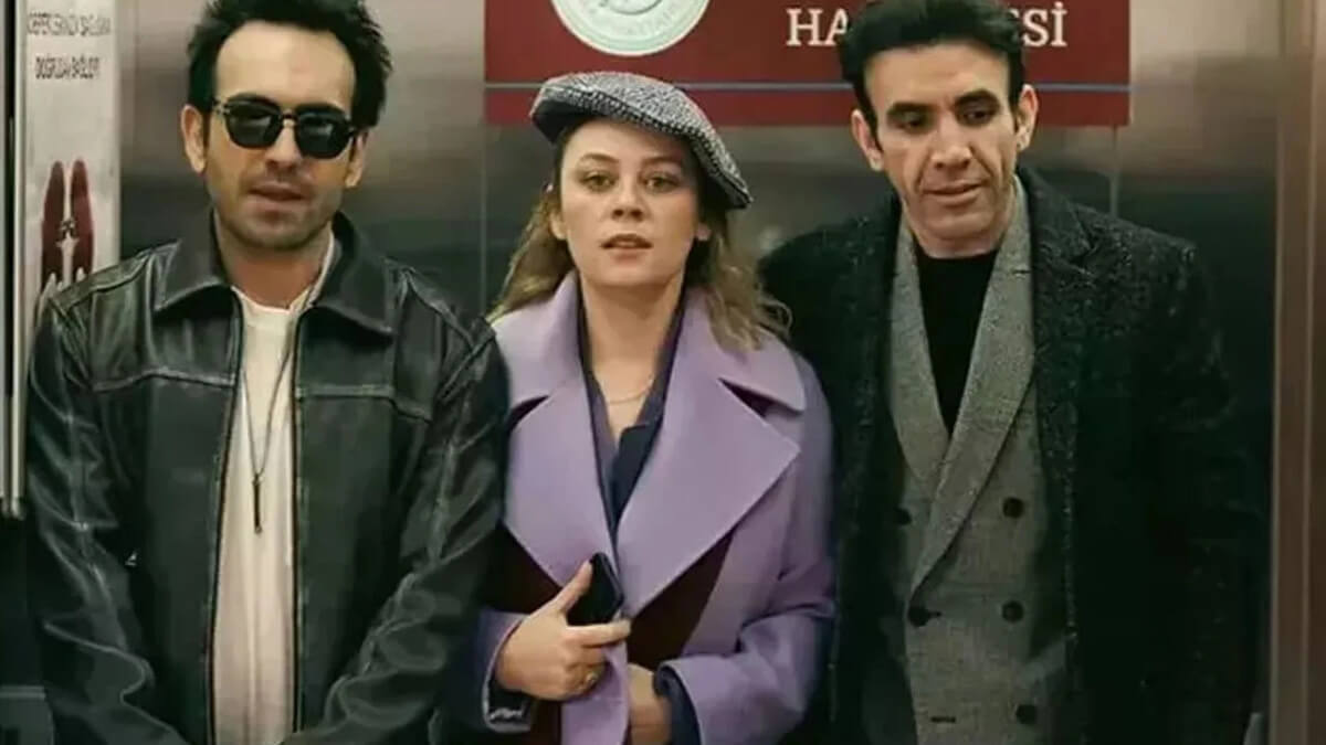 Bahar'ın O Sahnesi Sosyal Medyayı Salladı! Yapılan İşaret Olay Oldu!-2