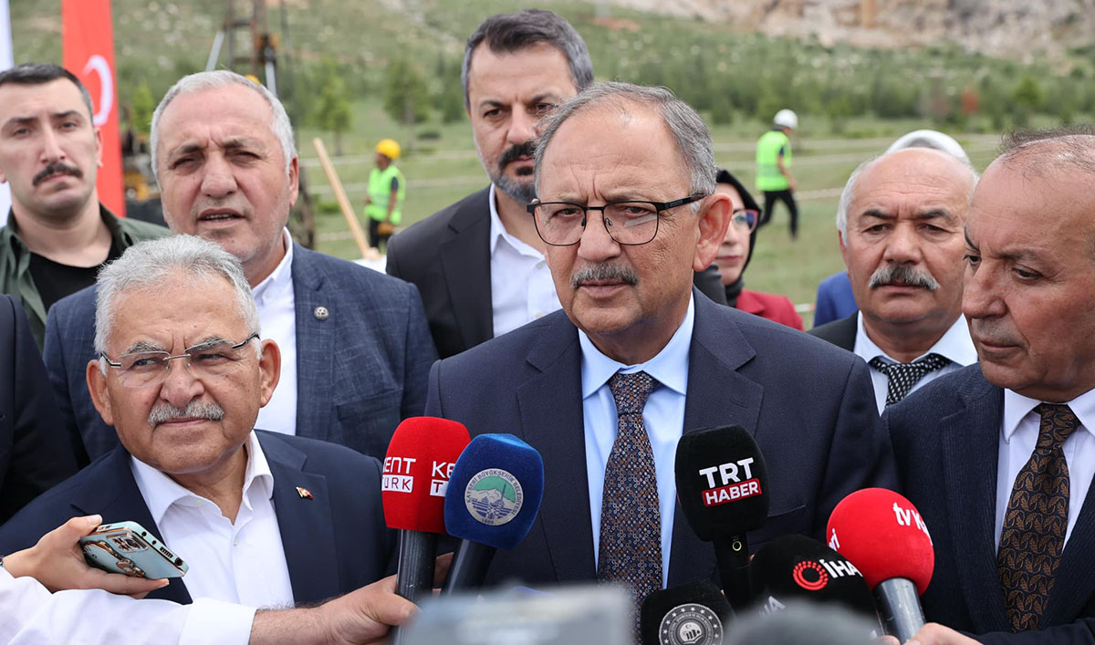 Bakan Özhaseki Pınarbaşı'da1