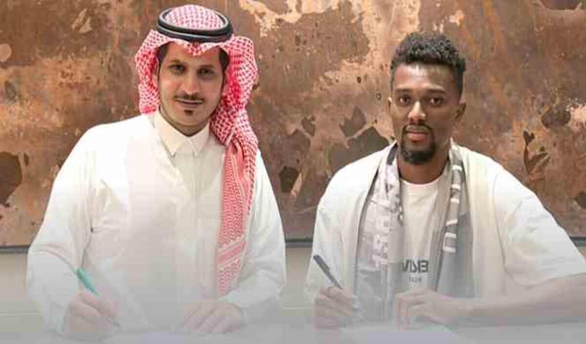 Bernard Mensahfdkf (1) (1)