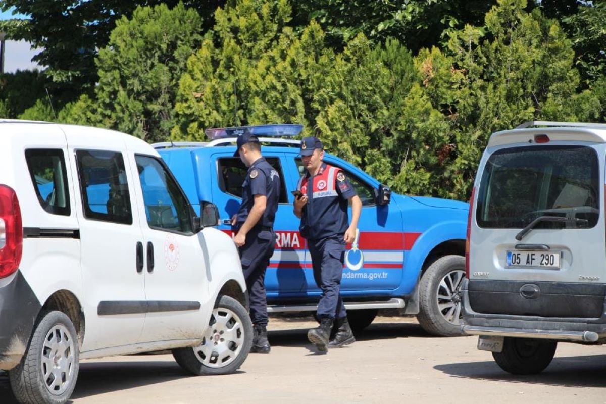 Böyle Vahşet Görülmedi Bıçak Ve Baltalı Eziyet 3