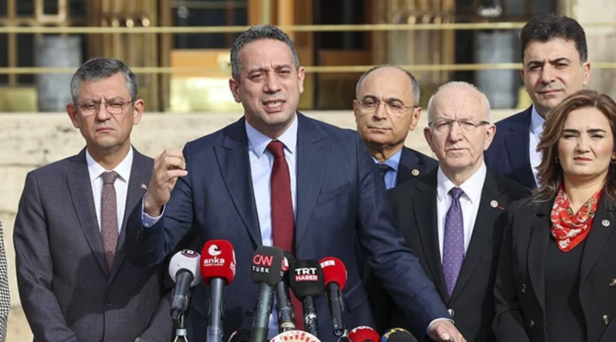 Ünlü Şarkıcıdan Özgür Özel ve Ali Mahir’e Sert Çıkış!-1