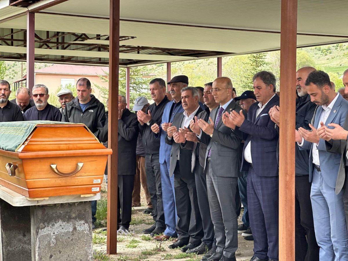 Sarız Ilçe Baskanı 3