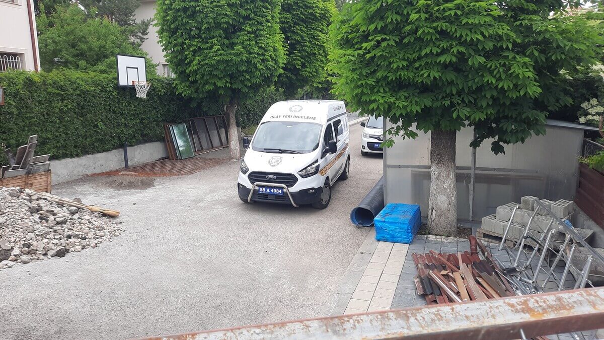Silahını Temizlerken Arkadaşını Vurdu! (3)