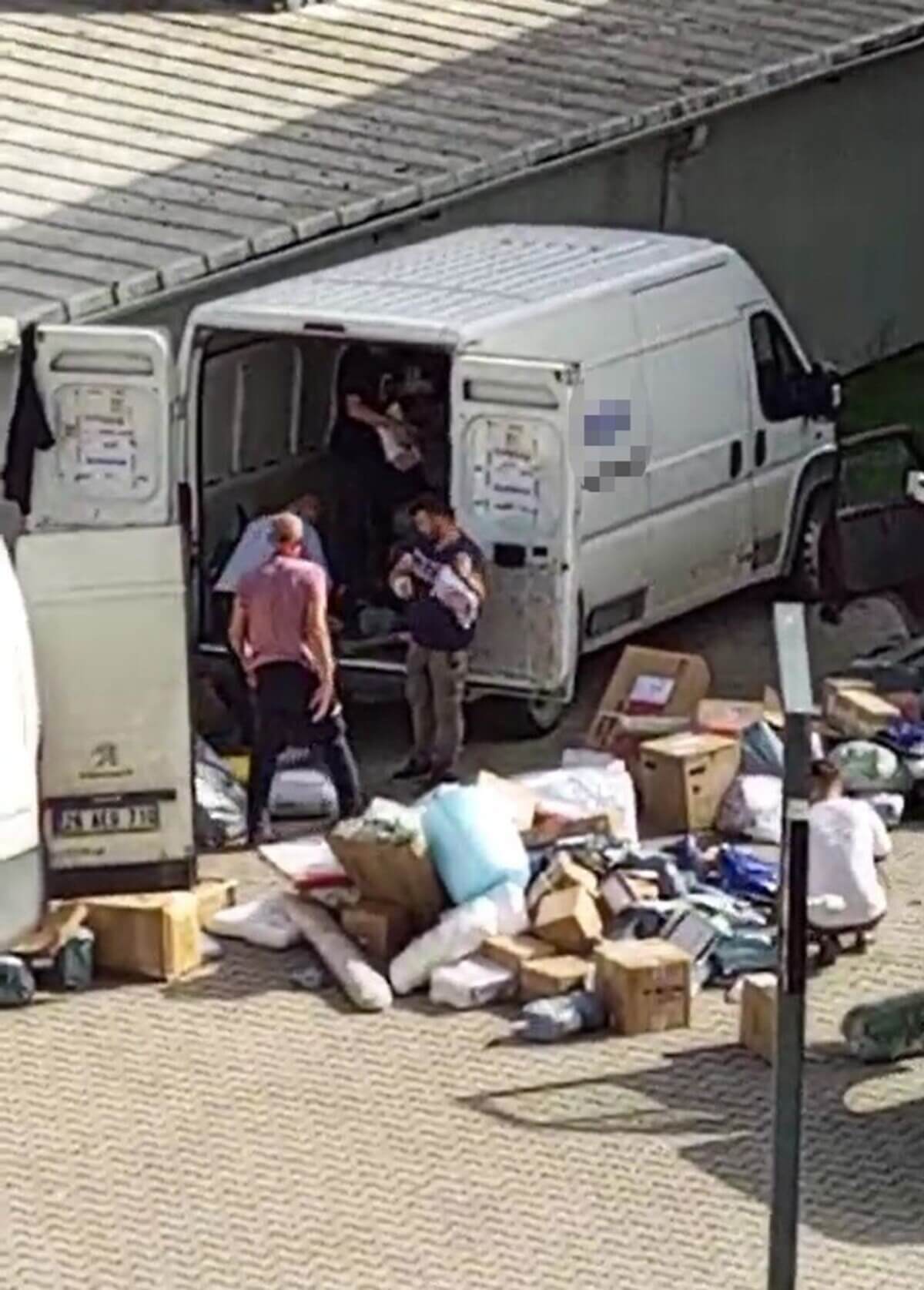 Kayseri’de 12 Şubesi Olan Firmada Skandal Görüntüler!