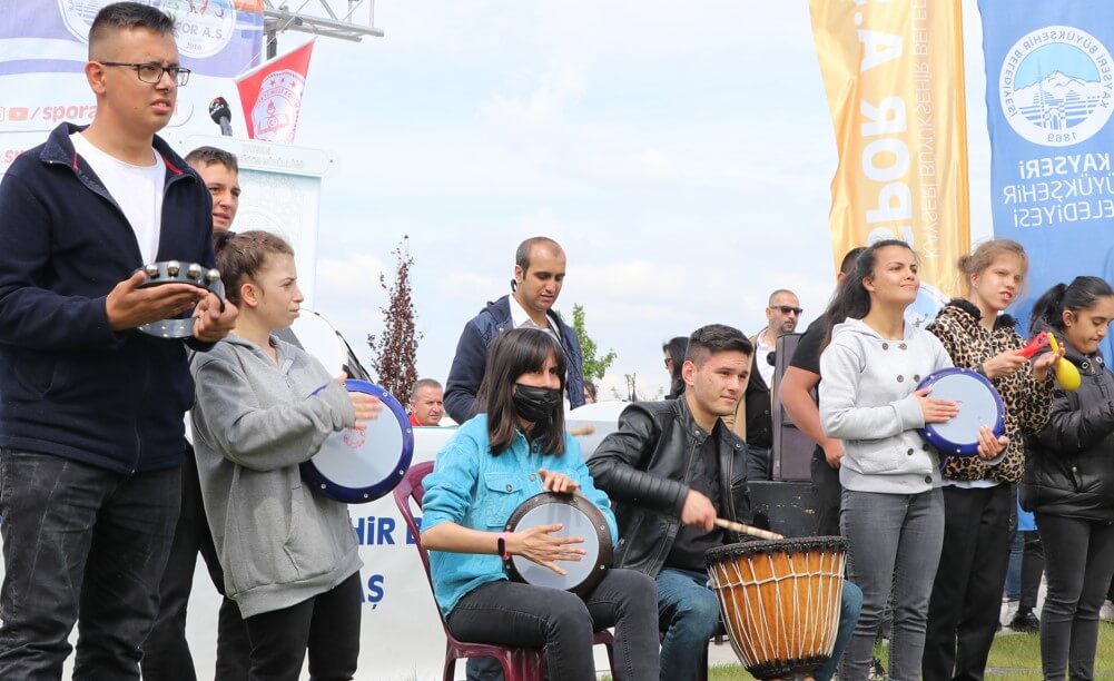 Tüm Engeller Kalktı