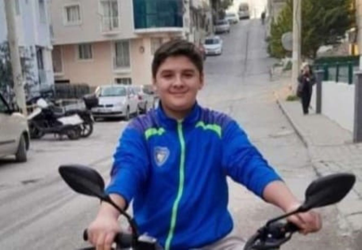 16 Yaşındaki Kayıp Çocuk, Otoparkta Ölü Bulundu! 3