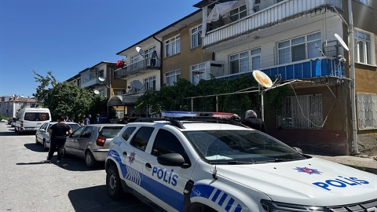 Kayseri'de Evinde Başından Vurulmuş Halde Bulunan Adamın Katili 5 Yaşındaki Oğlu Çıktı!-2