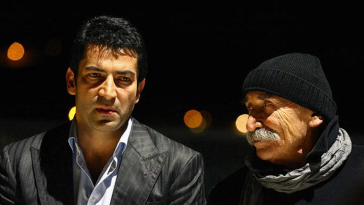 Usta Oyuncunun Mezarının Son hali Görenlerin İçini Sızlattı!-1