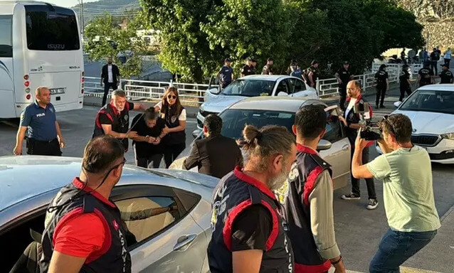 Kayıp Kızları Aramak İçin Müge Anlı'ya Çıkan Sapık Üvey Baba Tutuklandı!