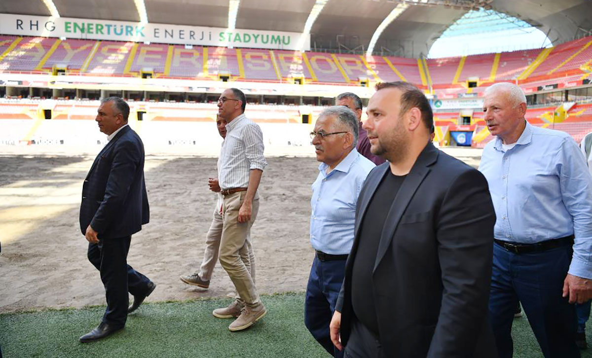 Başkan Büyükkılıç'tan Stadyum Incelemesi199