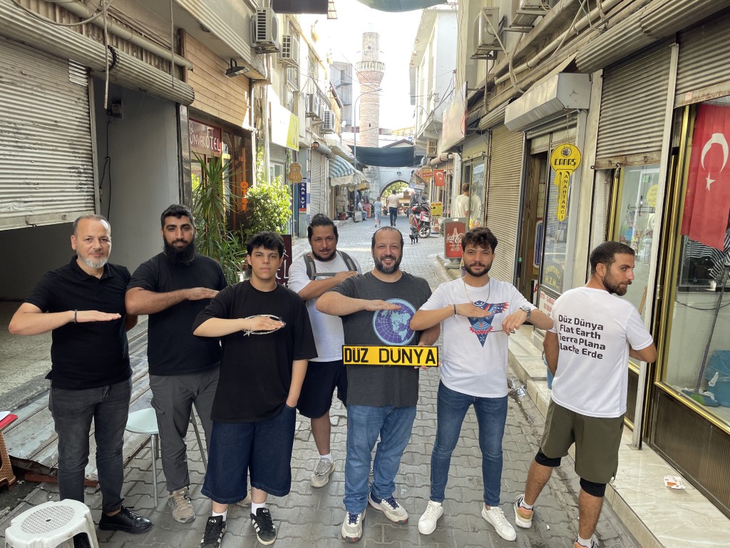 Düz Dünya Plaka