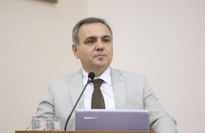 Erü Rektör