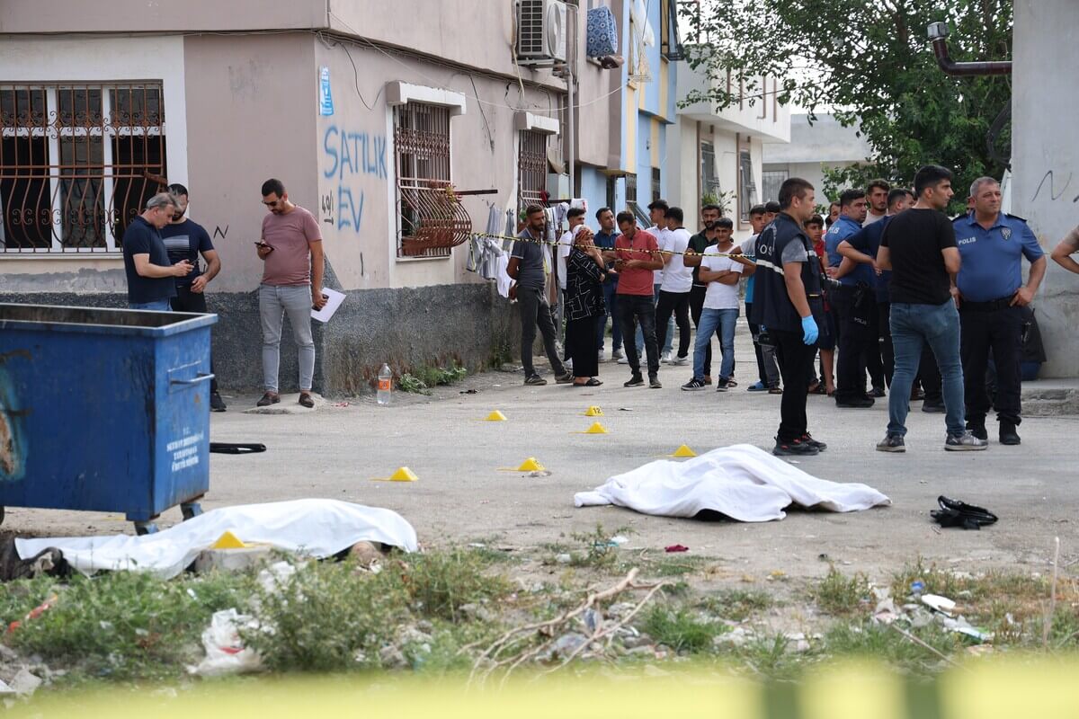 Eşini Ve Ailesinden 3 Kişiyi Katleden Damadın Katliamı Neden Yaptığı Ortaya Çıktı! (1)