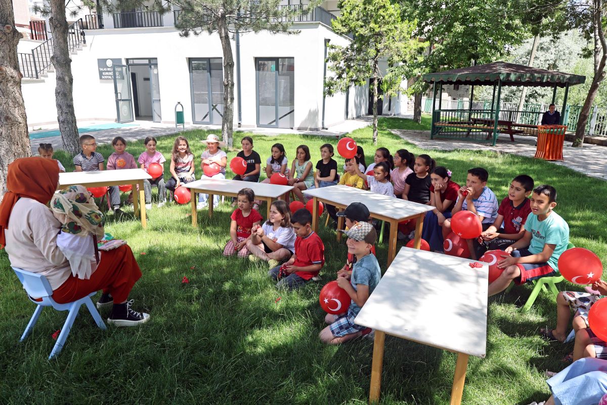 Gezici Kütüphane2