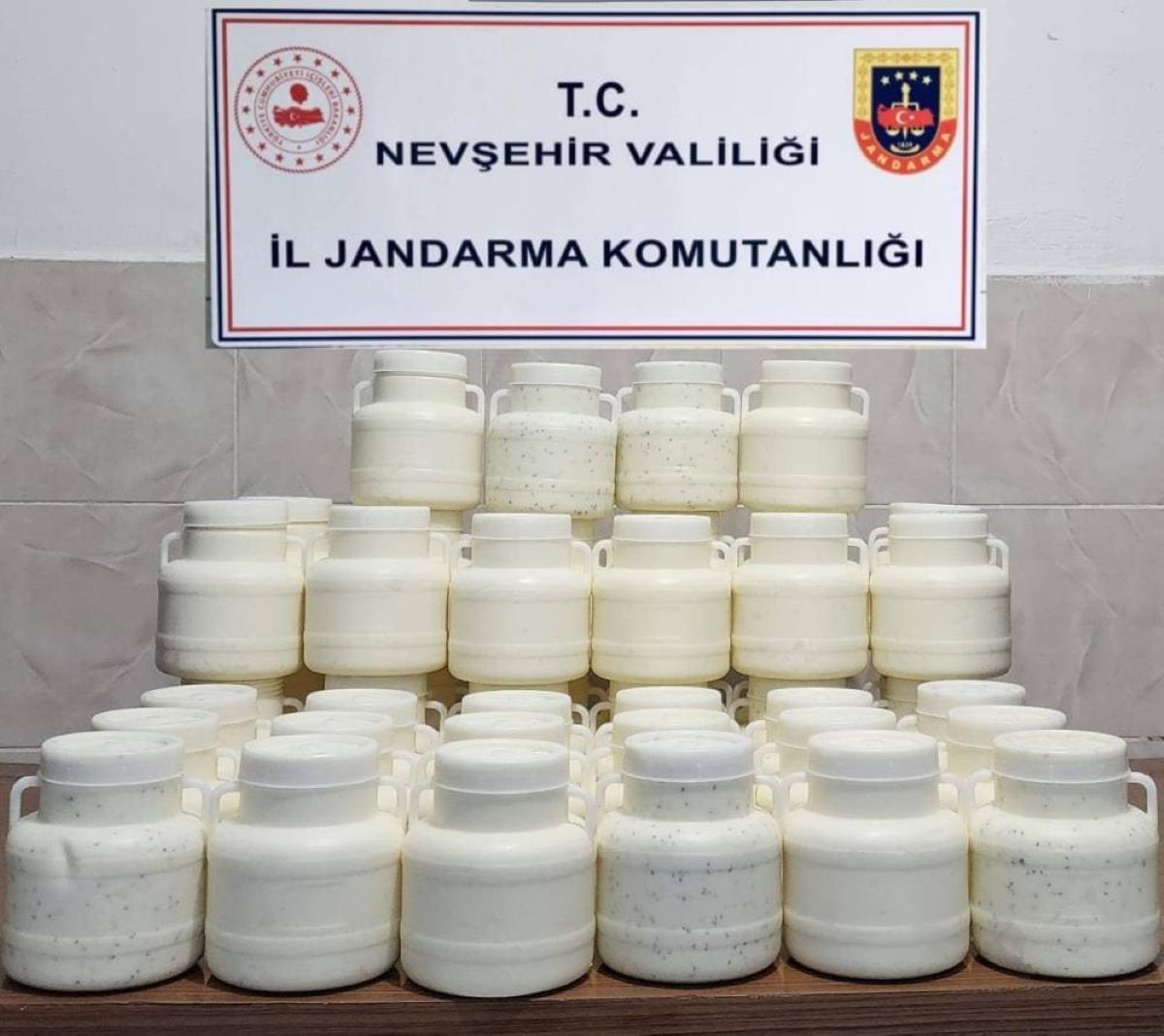 İçeriği Değiştirilmiş Tam 492 Kilo Peynir Ele Geçirildi! 1