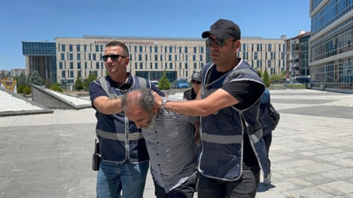 Kayseri’de Atatürk Anıtına Saldırmışlardı Hazreti İbrahim'in Putları Yıktığı Gibi Biz De Yıkmak İstedik 1