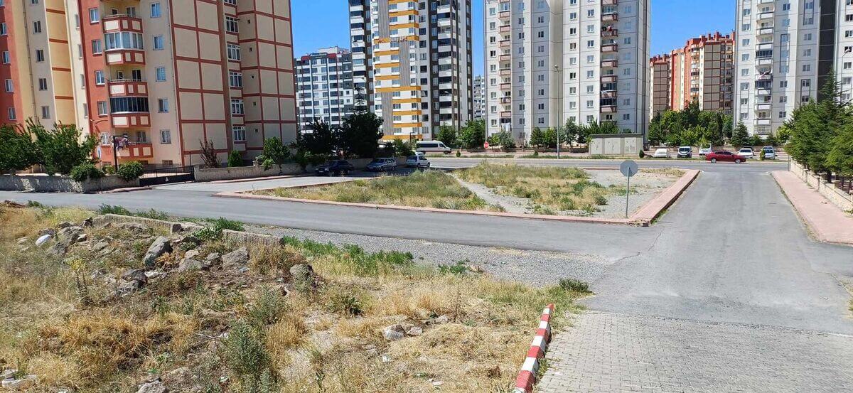 Kayseri’de Bu Alan Kaderine Terk Edildi! 23