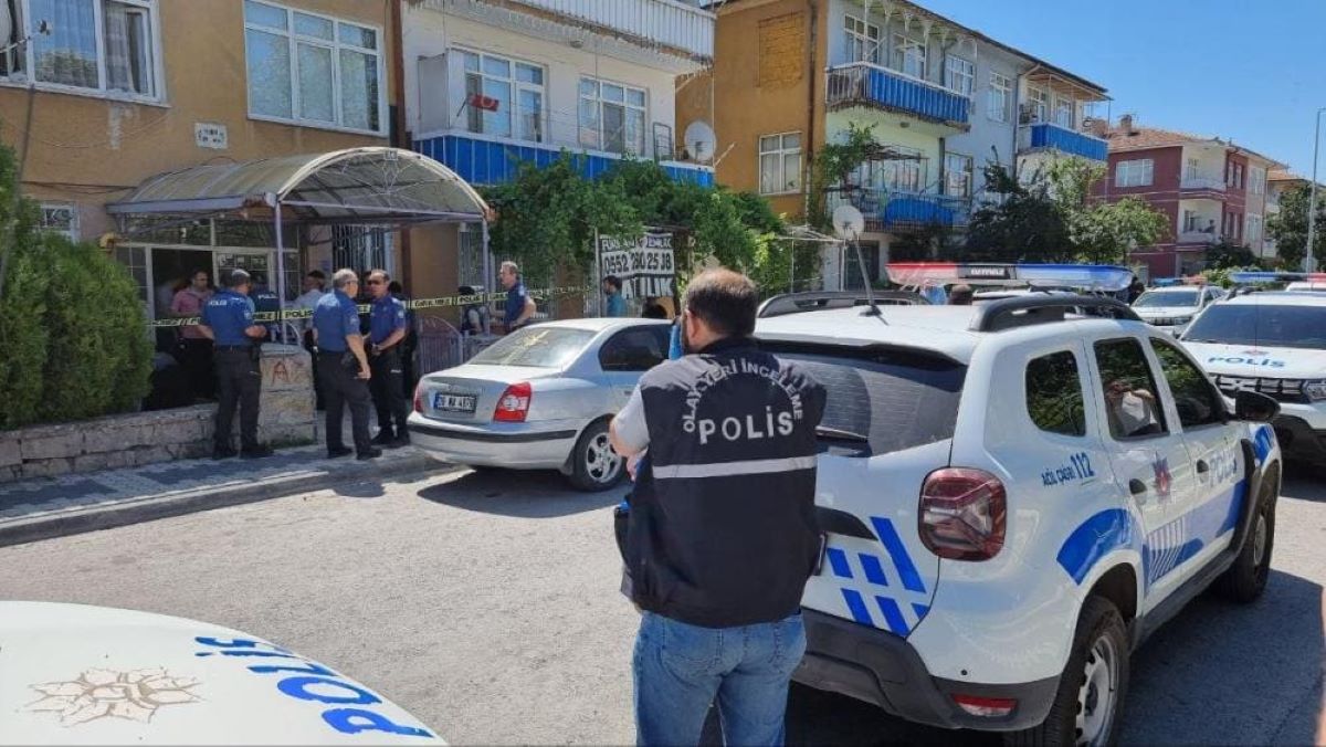 Kayseri’de Feci Olay Kahvaltı Sofrasında Kafasından Vuruldu! 2