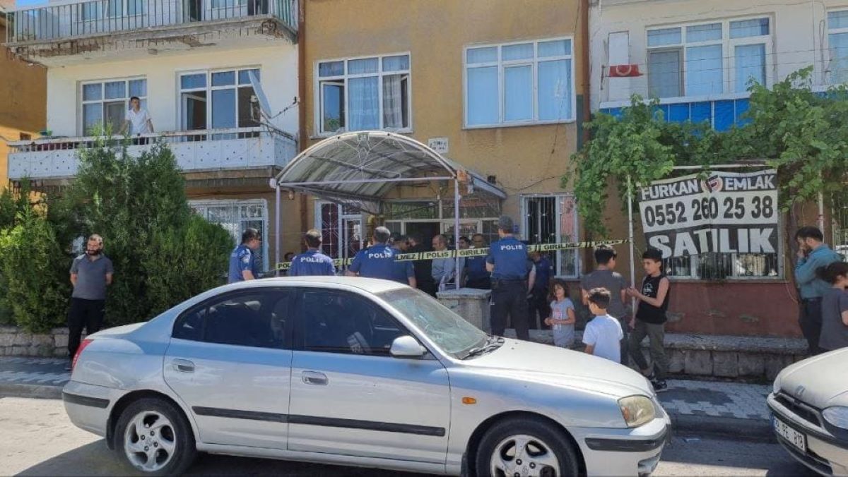Kayseri’de Feci Olay Kahvaltı Sofrasında Kafasından Vuruldu! 3