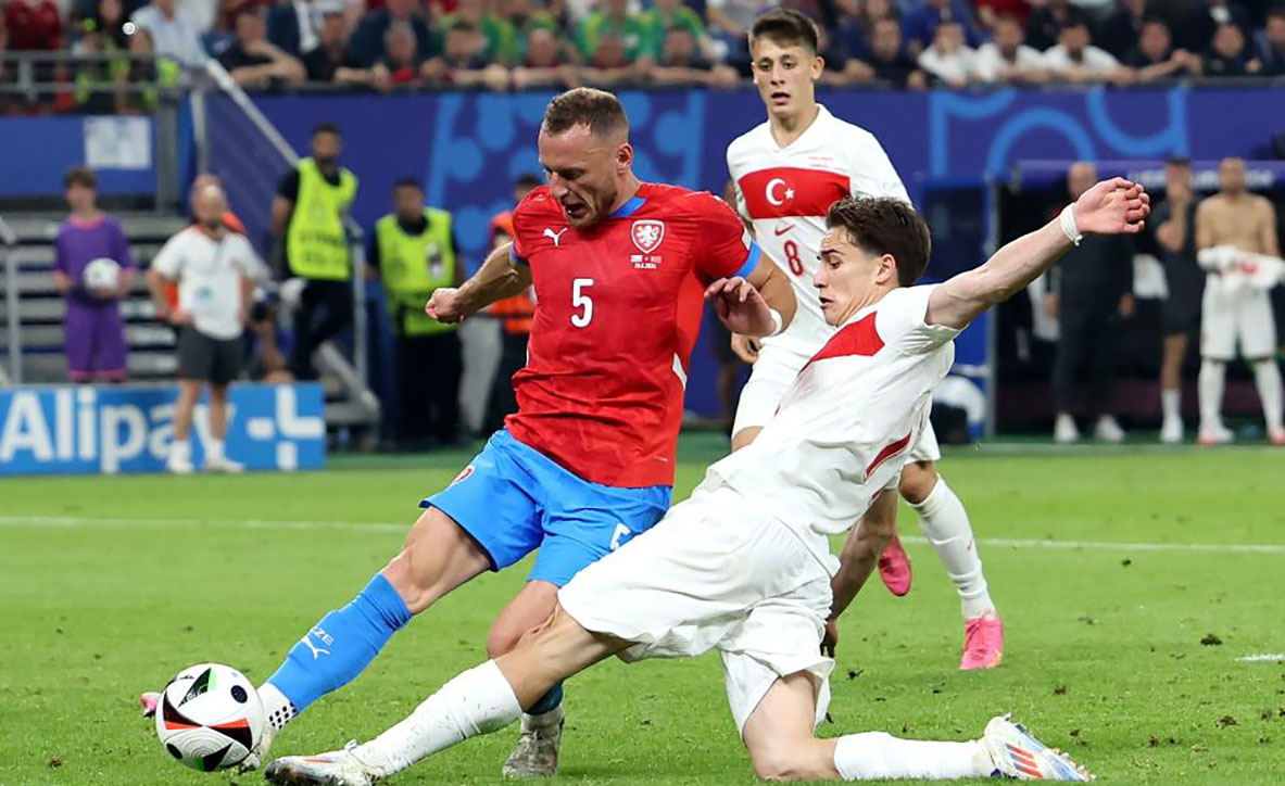 Kenan Yıldız8