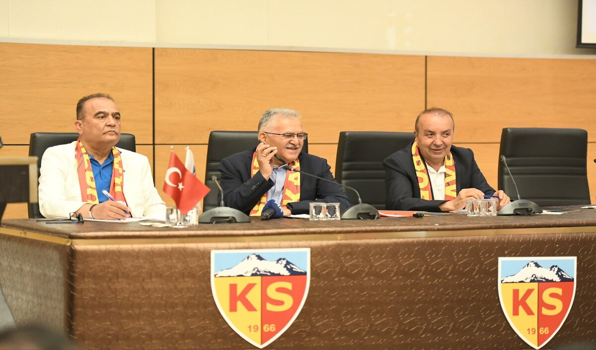 Memduh Büyükkılıçççç (1)
