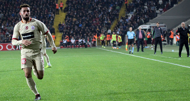 Ömer Bayrammm (1)