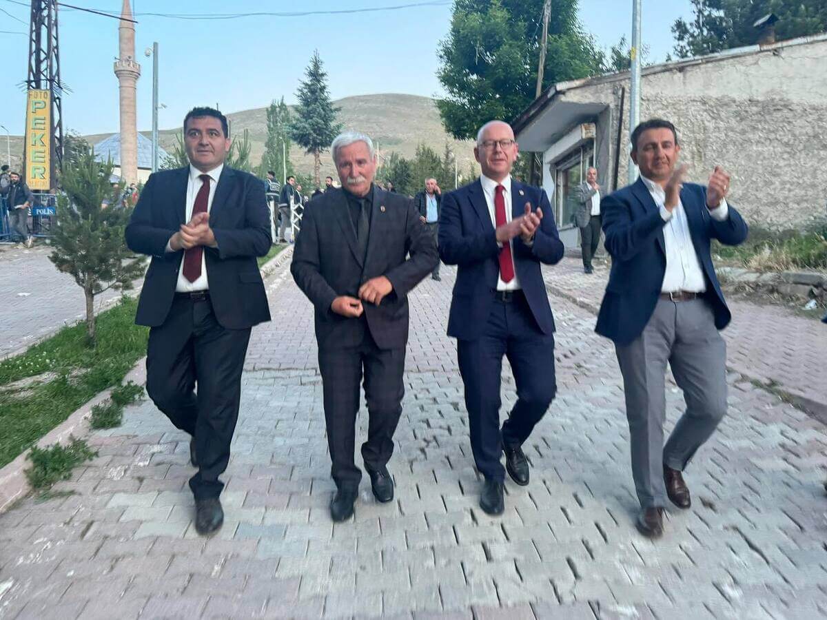 Pınarbaşı Seçimleri Sonrası Chp Pozu 2 (1)
