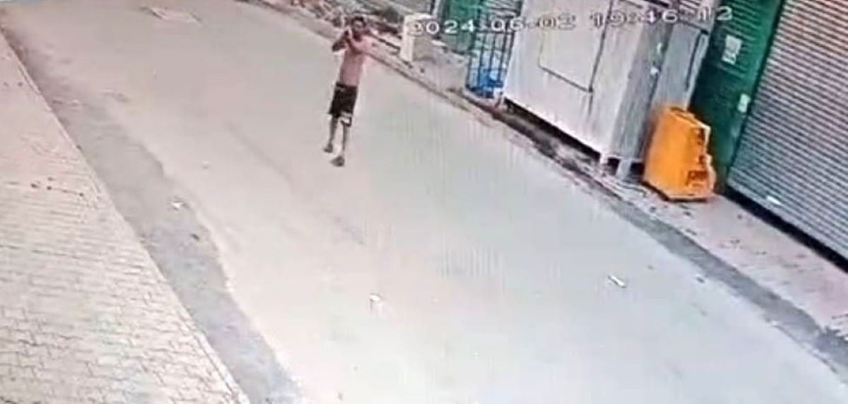 Pompalı Tüfekle Güvenlik Kamerasına Ateş Etti, Dans Ederek İşyerini Kundakladı! 4