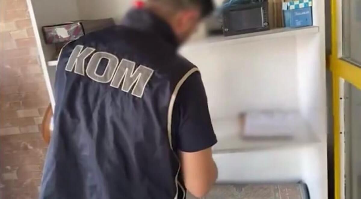 Tehditle 25 Milyonluk Vurgun Yaptılar! (2)
