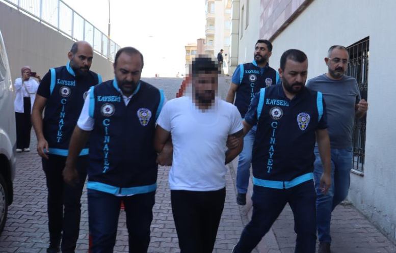 Uzman Ç
