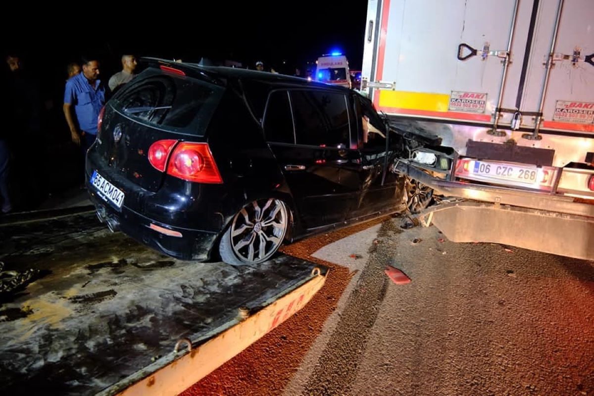 Zincirleme Trafik Kazası 1 Ölü, Çok Sayıda Yaralı 1