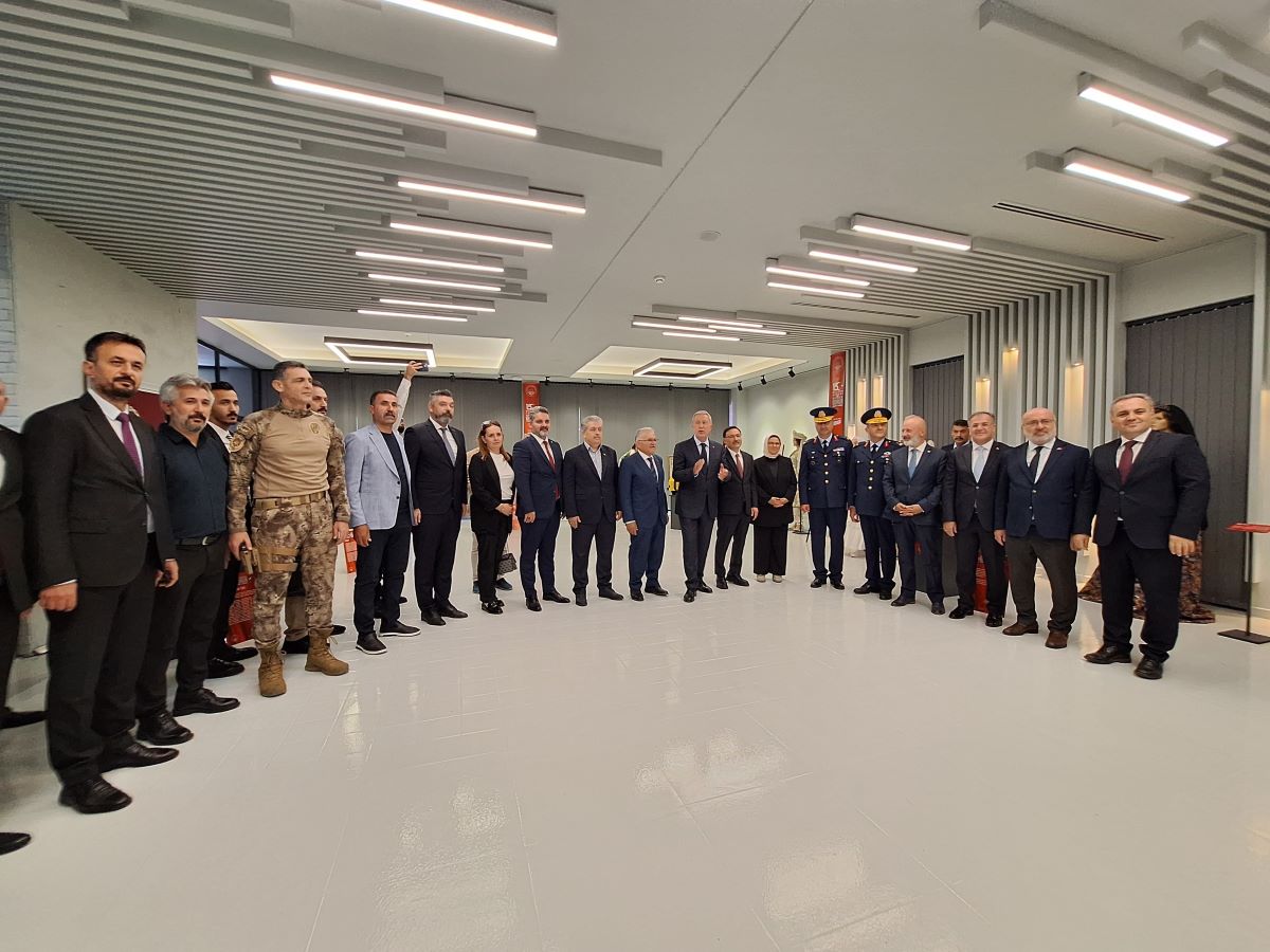 Hulusi Akar Bağırsakları Elinde Gezen Yaralılarımız Vardı 4